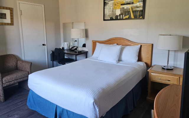 Comfortable budget-friendly motel room in East Vancouver
